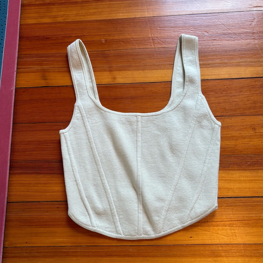 Aritzia top